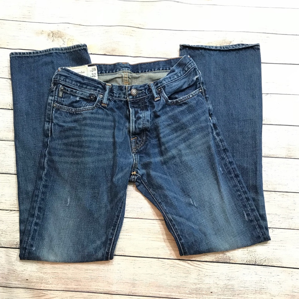 Abercrombie & Fitch distressed bootcut size 30